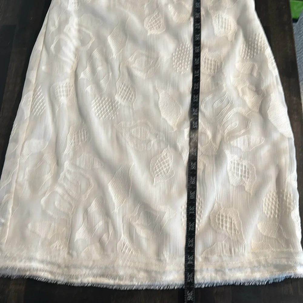 Max Studio Specialty Ivory Embroidered Shift Dress Size Medium
